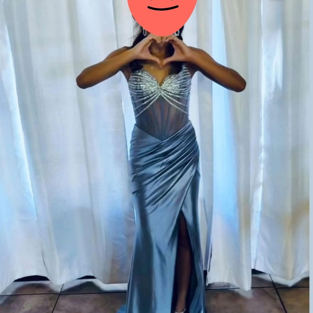 Elegant Silver Blue Beaded Evening Gown - Women Dresses